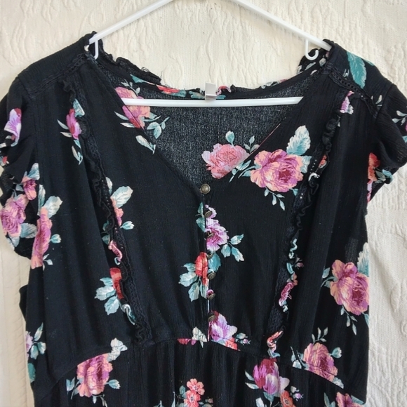 Xhiliration Floral Mini Dress Flutter Sleeves VNeck Ruffles Cottagecore Western - Picture 2 of 9